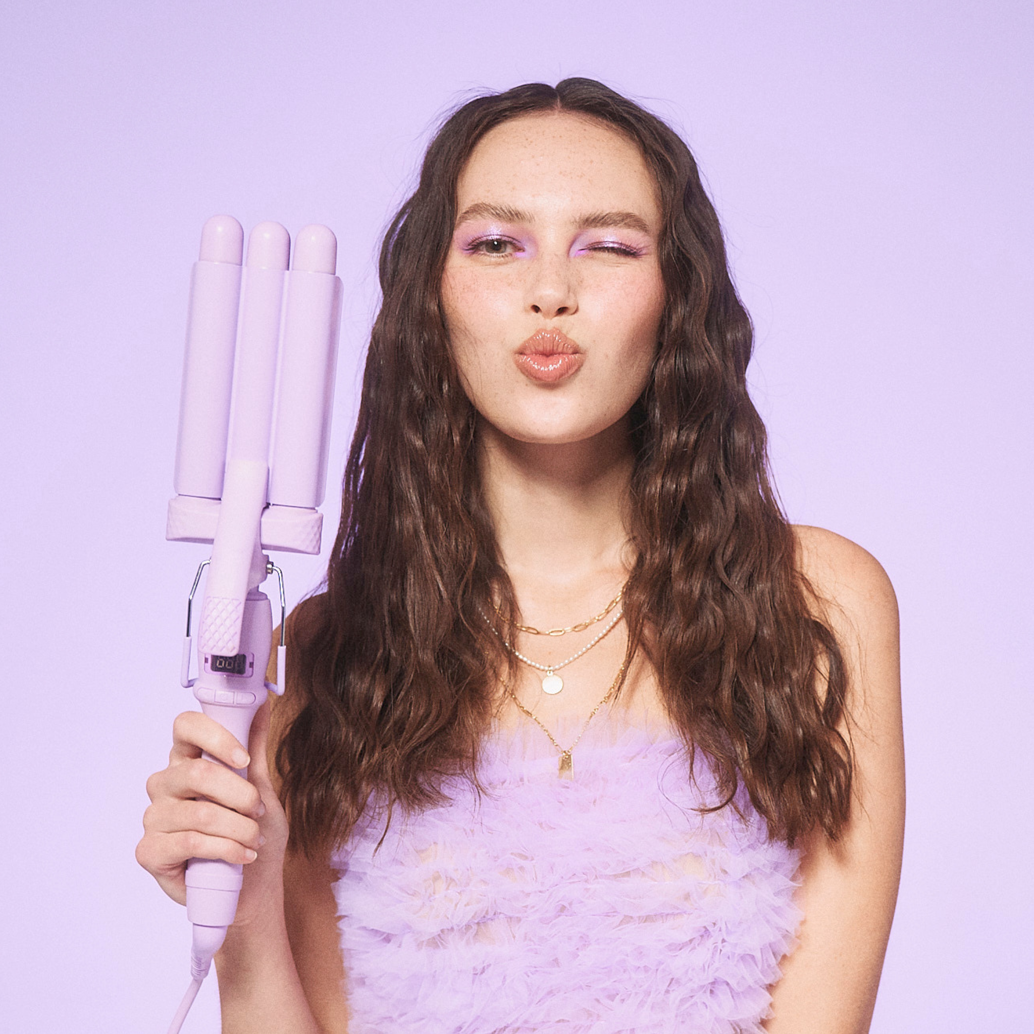 Results on model with the Mermade Hair 22mm Cutie Waver Lilac