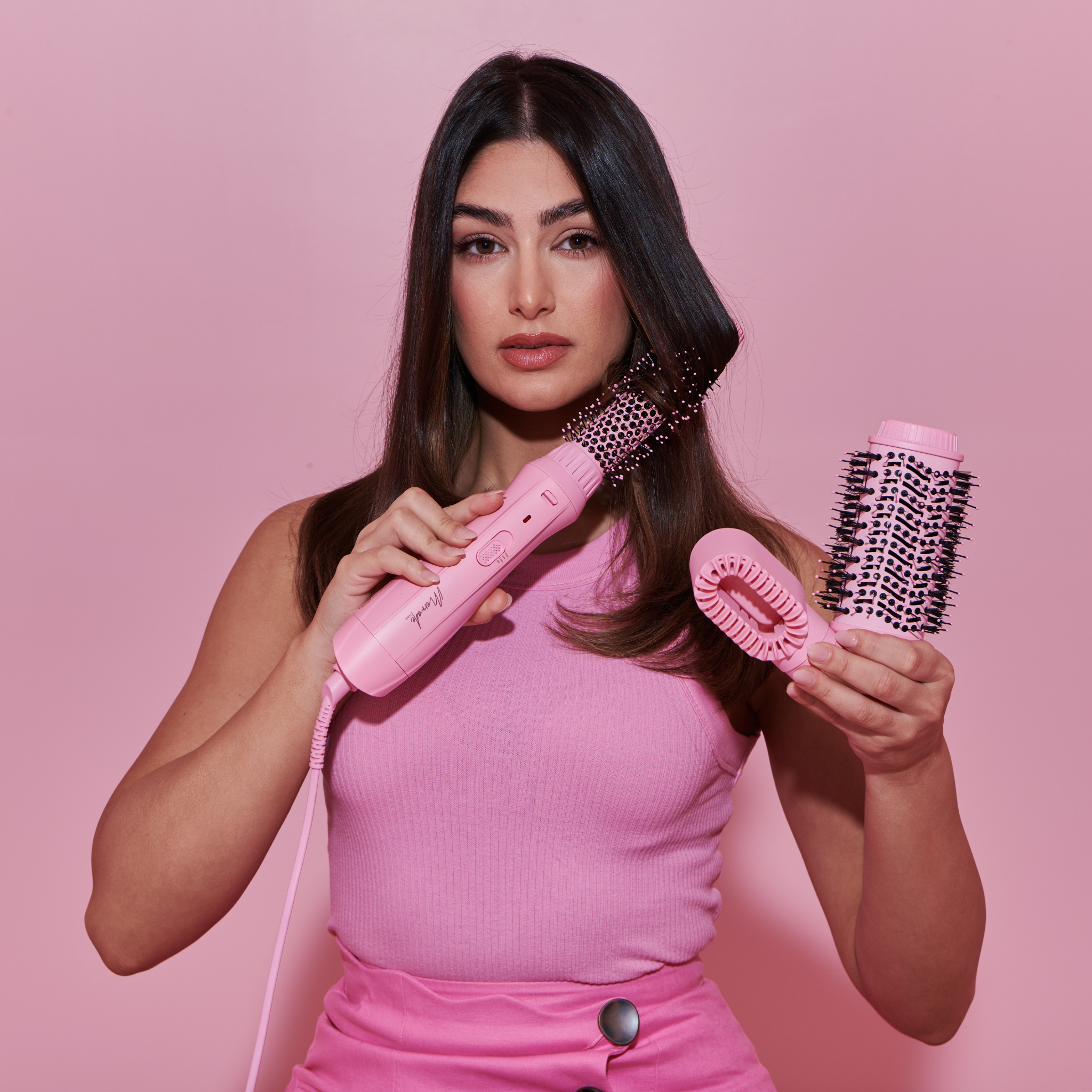 Model using the Interchangeable Blow Dry Brush - Pink