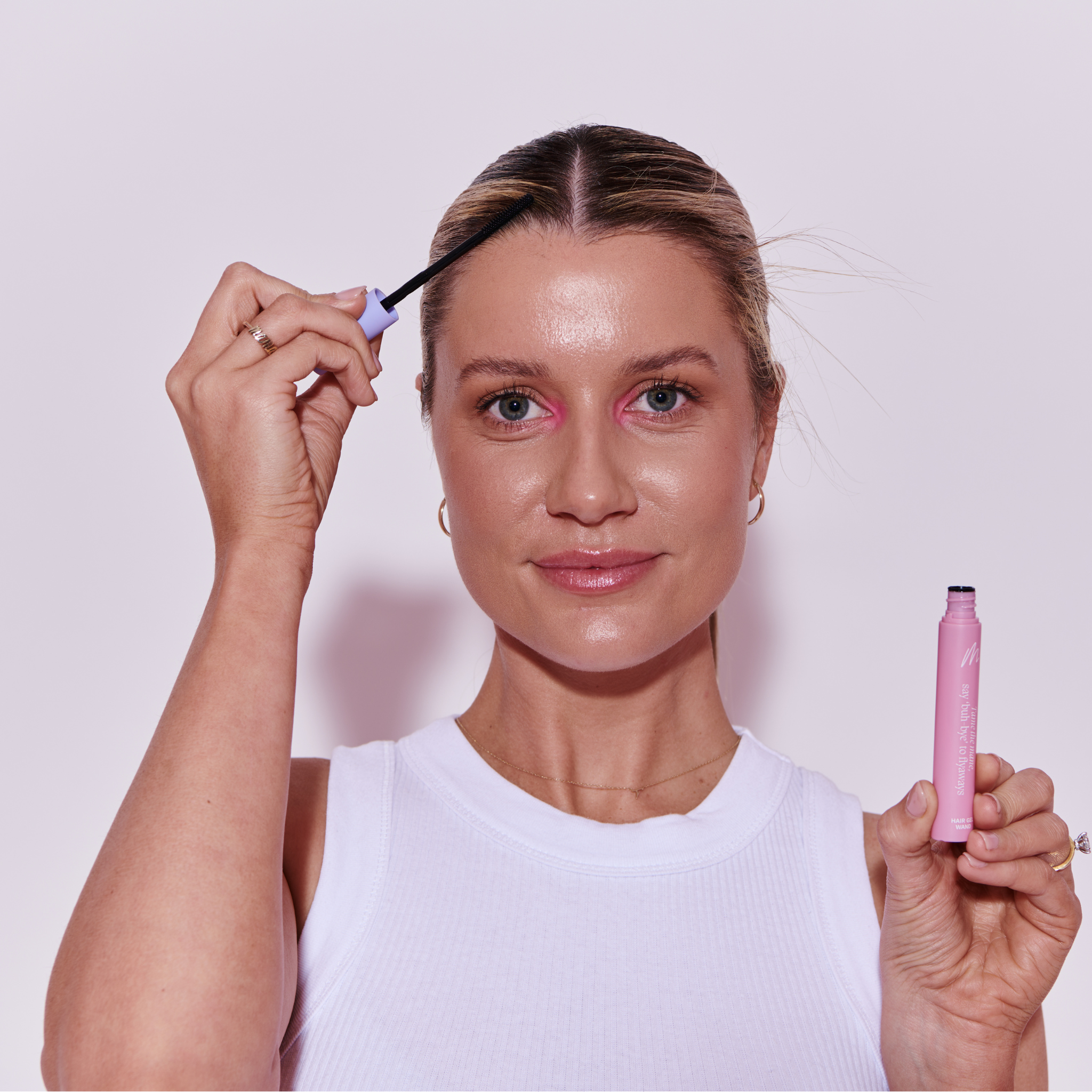 Model using the Hair Gel Wand